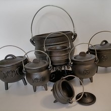 （现）三脚锅铸铁手工复古摆件燃烧锅装饰仪式道具中式几何造型