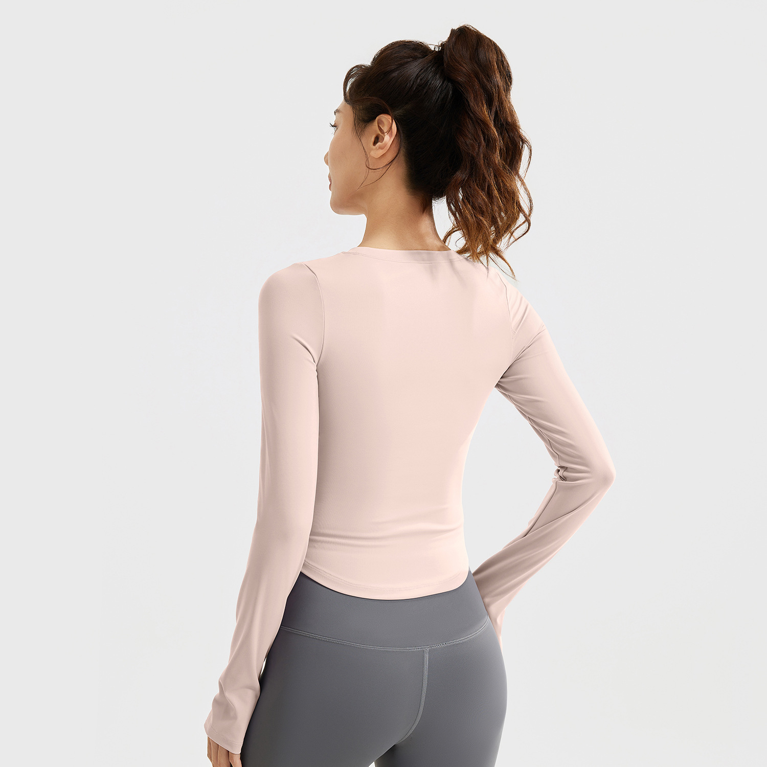 Juyi Tang nuevo deporte de mangas largas desnudas camiseta deportiva de correr delgada apertada sin sujetador ropa de yoga para mujeres