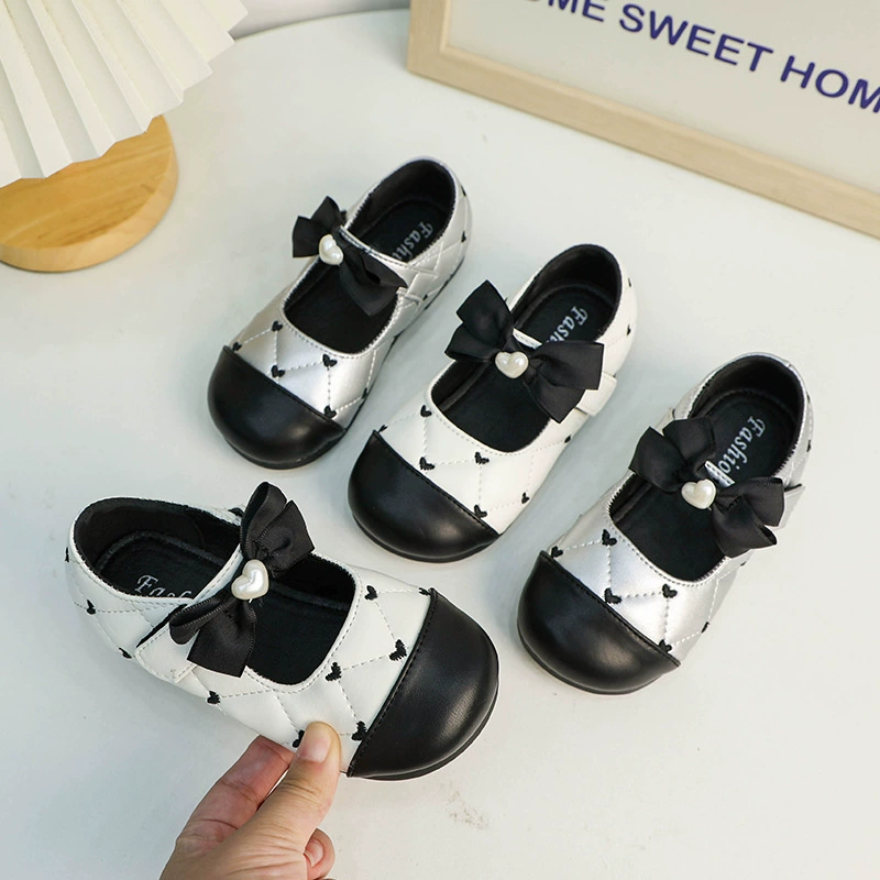Детская обувь кожаная обувь оптом 2024 Новый осенний корейский лук любовь мода маленькая девочка принцесса маленькая