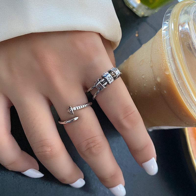 Fashion Simple Geometric Opening Simple Hollow Star Pattern Finger Ring display picture 3