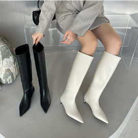 秋冬新品简约时尚宽筒靴韩版尖头套筒高靴软质皮面猫跟靴子