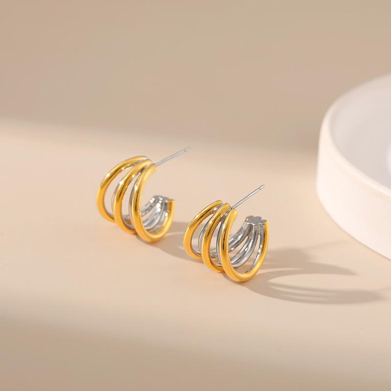 Fashion C Shape Copper Plating Ear Studs 1 Pair