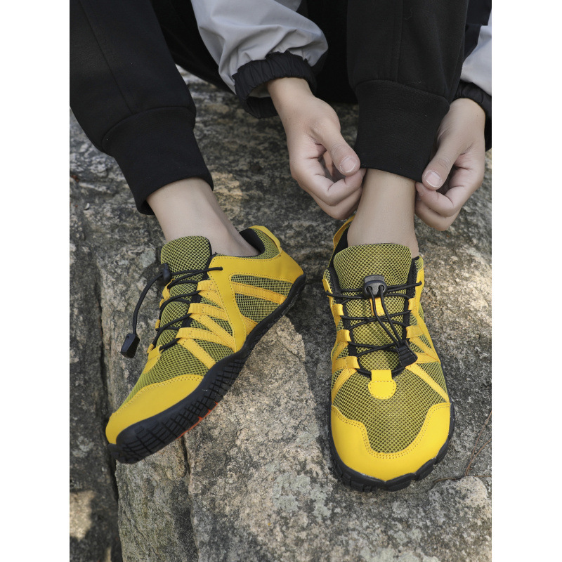 2025新款户外轻便速干登山鞋徒步登山五指攀岩鞋情侣加厚健身鞋男