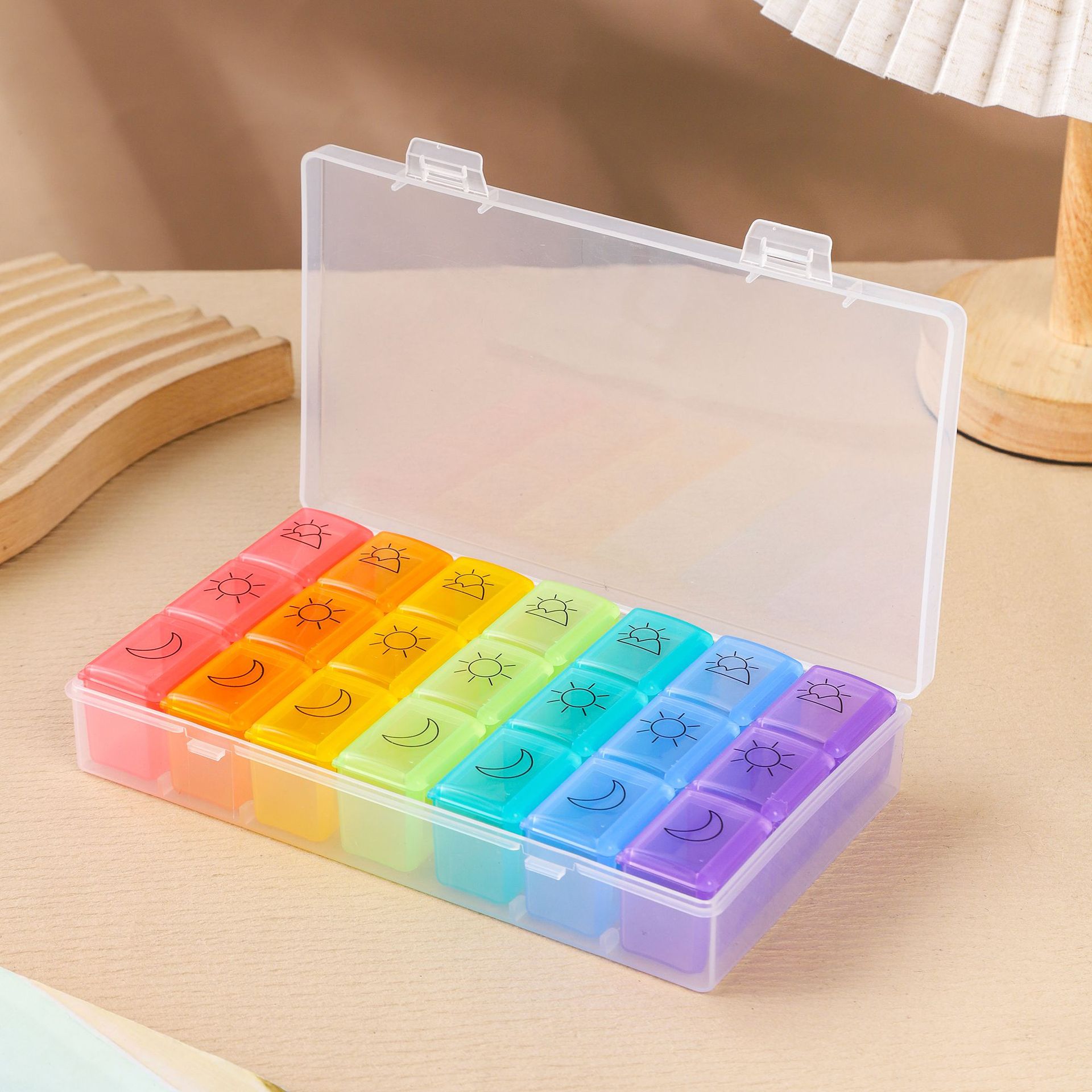 Seven days a week pill box 21 grid 28 grid PP plastic medicine small parts compartment detachable travel portable pill box