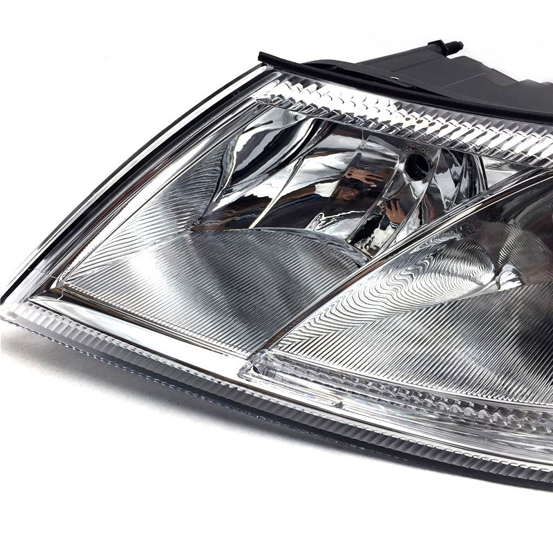 Applicable to Skoda new Ming Rui headlight 10 11 12 13 14 Ming Rui headlight combination lamp assembly