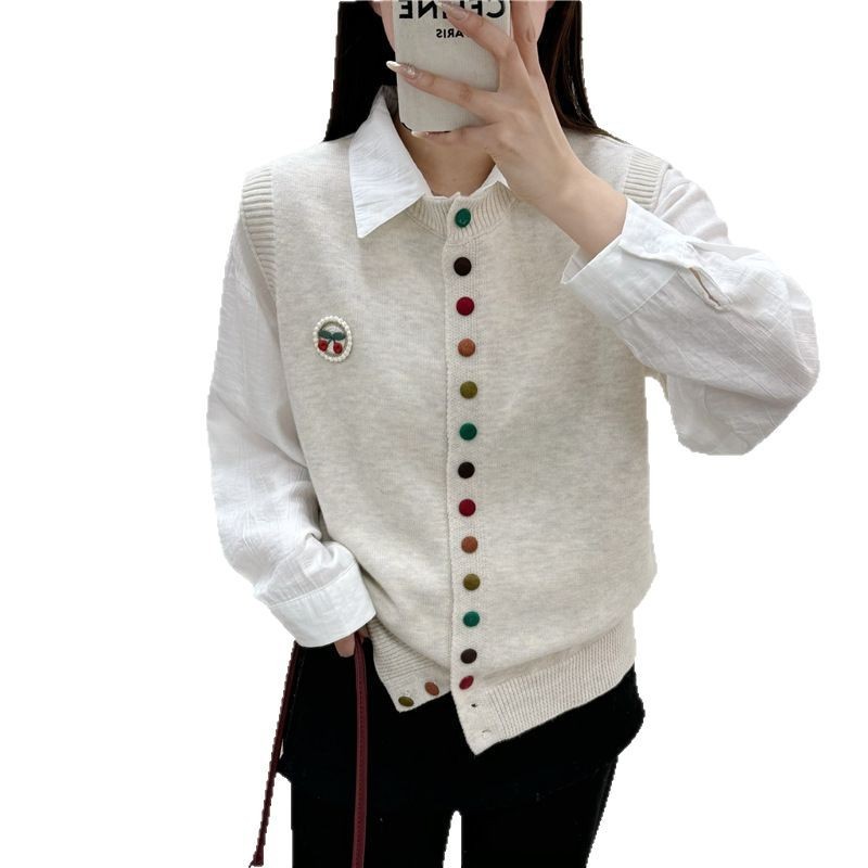 カラーボタンさくらんぼ刺繍ニットベスト女性2025春秋新商品ゆるい重ね着ノースリーブセーター馬クリップ|undefined