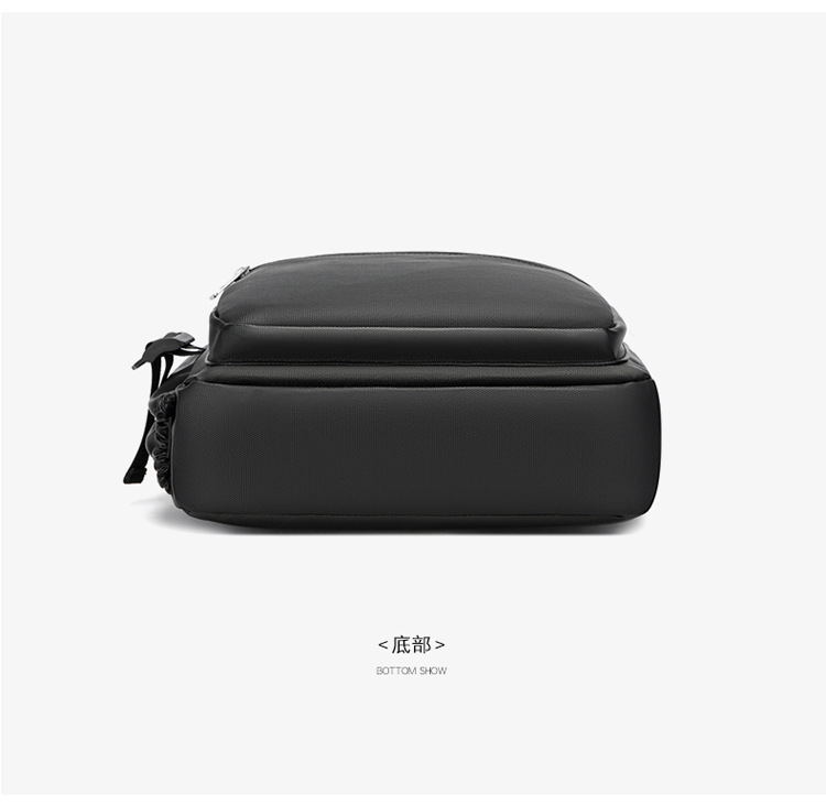 The new 2024 high-end briefcase, large-capacity casual sports single-shoulder bag, simple men's style, water-resistant crossbody undefined
