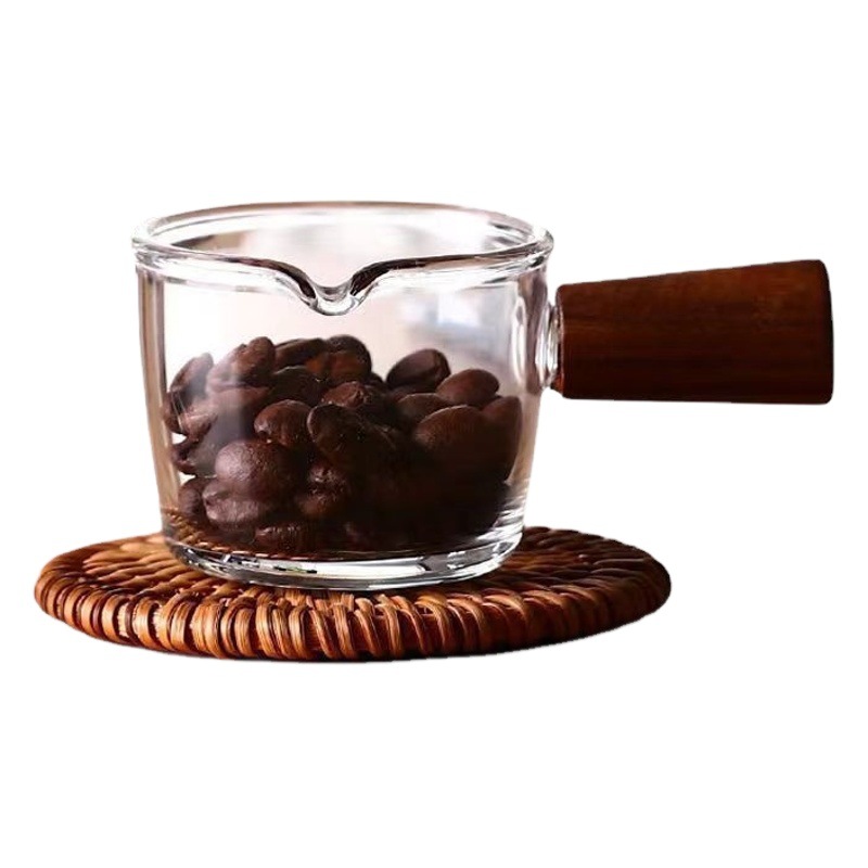 Coffee Small Milk Jug with Wooden Handle, Mini Seasoning Sauce Dish, Espresso Tool, Extraction Scale Measuring Cup with Spout, Small Capacity