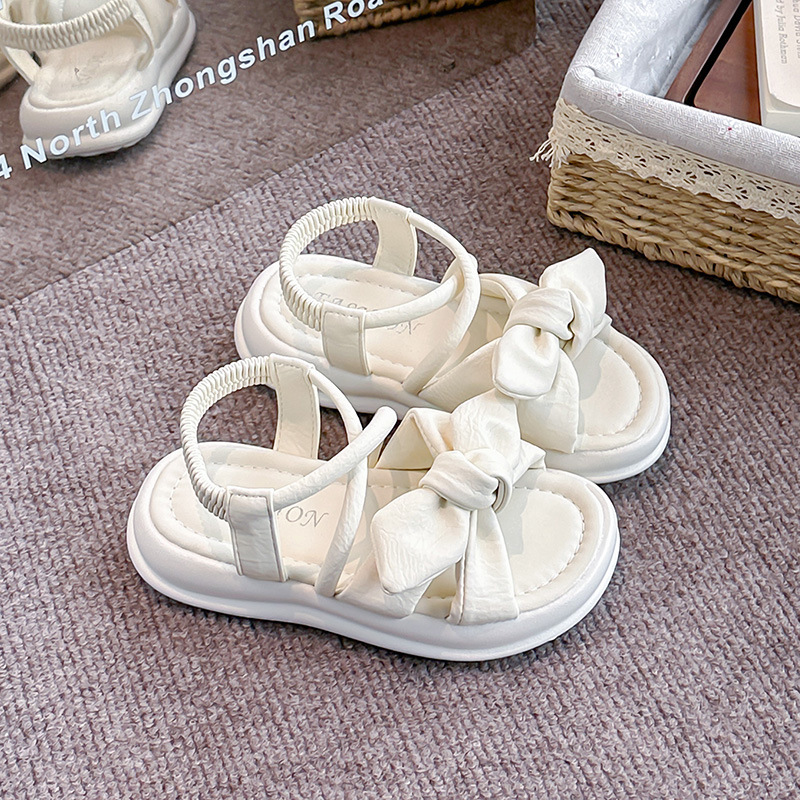 Sandálias para niñas 2026 verano nuevo niño arco de moda universal zapatos princesa zapatos de playa huecos niños image 7