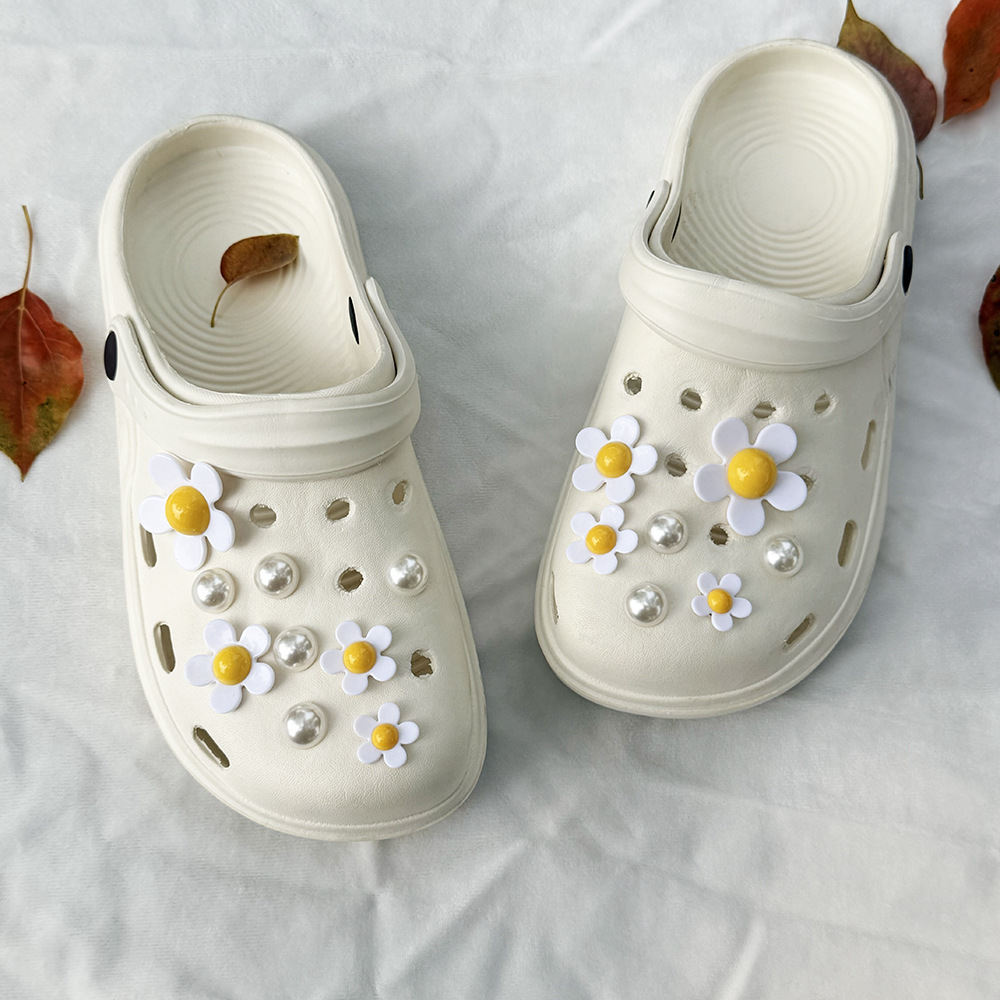 Verano coreano inns guía de viento accesorios de huevo flor sonriente flor de sol guía botones de zapatos accesorios DIY flores de zapatos
