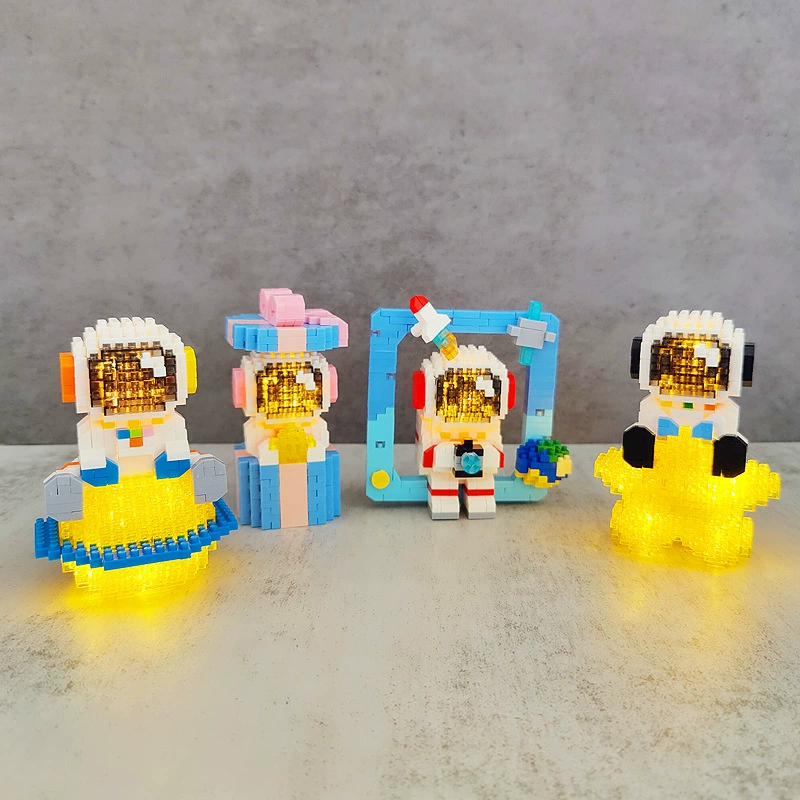 Конструктор в стиле Lego, держатель для ручек в виде космонавта/космоса, для мальчиков и девочек, мелкие детали, подарок на день рождения