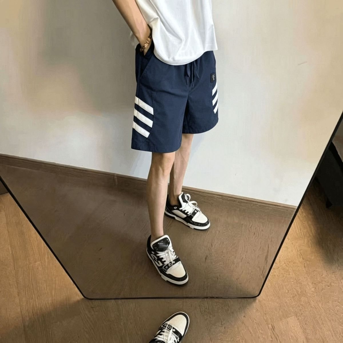 简约风休闲男女侧边白条纹情侣藏青短裤小标款夏季宽松运动五分裤