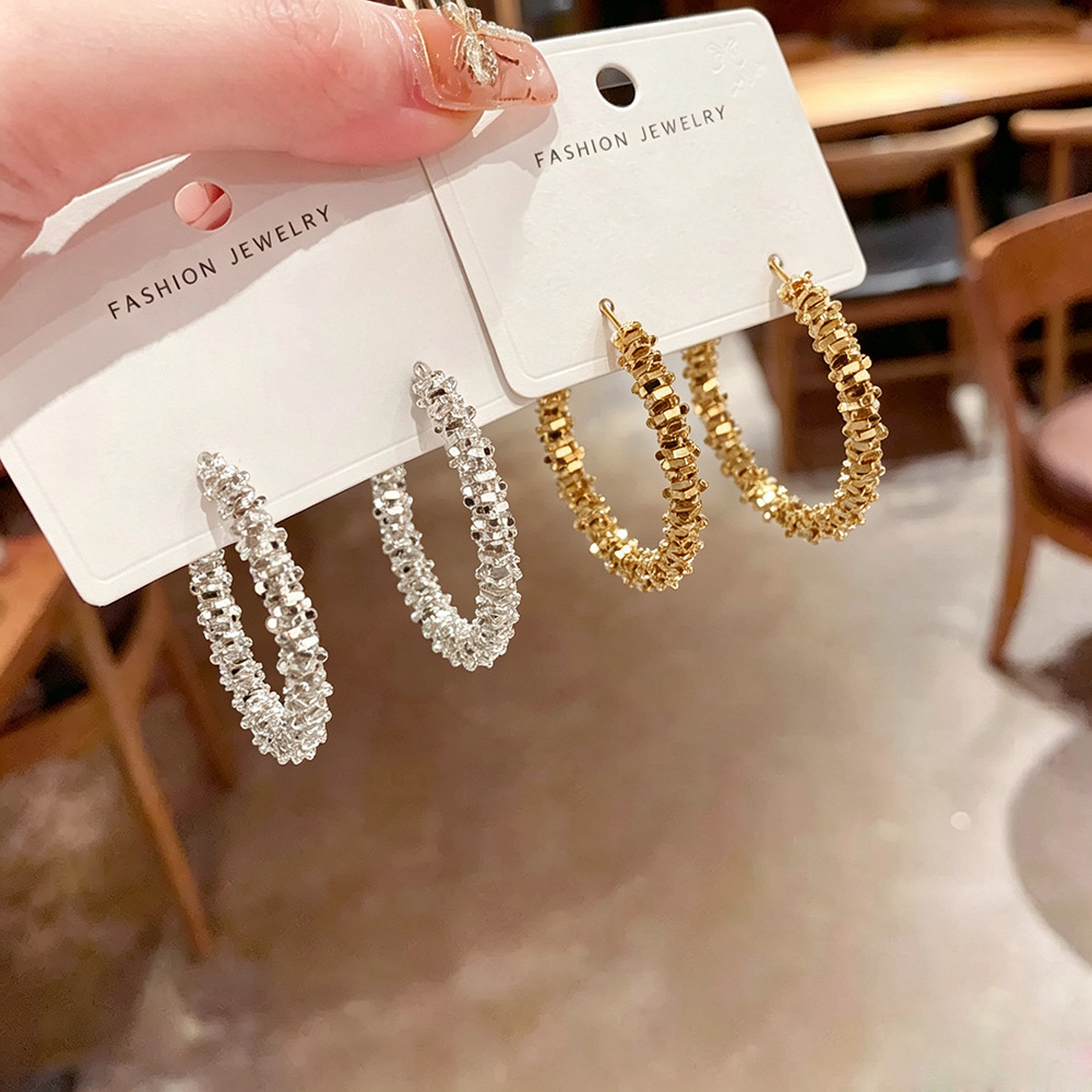 European and American Fashion, Unique and Stylish Retro Metal Earrings, High-End Versatile Temperament, Commuter Earrings, Women's Earrings Wholesale