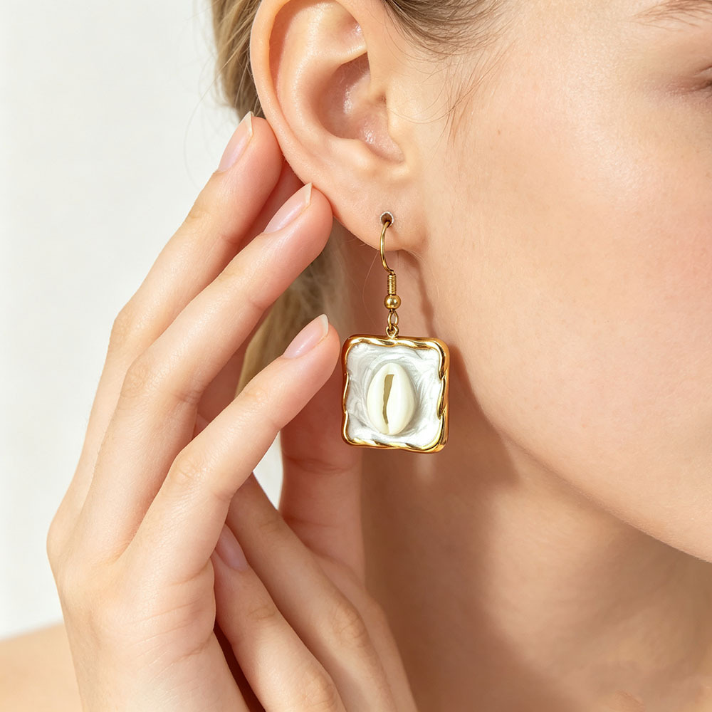 Diseño único retro nicho de alta sensación pendientes de acero inoxidable flores animales pendientes irregulares joyas de lujo ligero