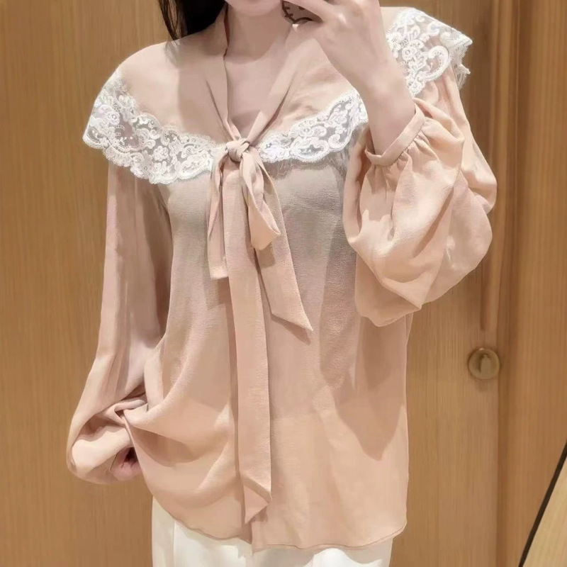 Elegant and sophisticated lantern sleeve lace-trimmed tie-neck blouse, new spring/summer versatile shirt Elegant and sophisticated lantern sleeve lace-trimmed tie-neck blouse, new spring/summer versatile shirt