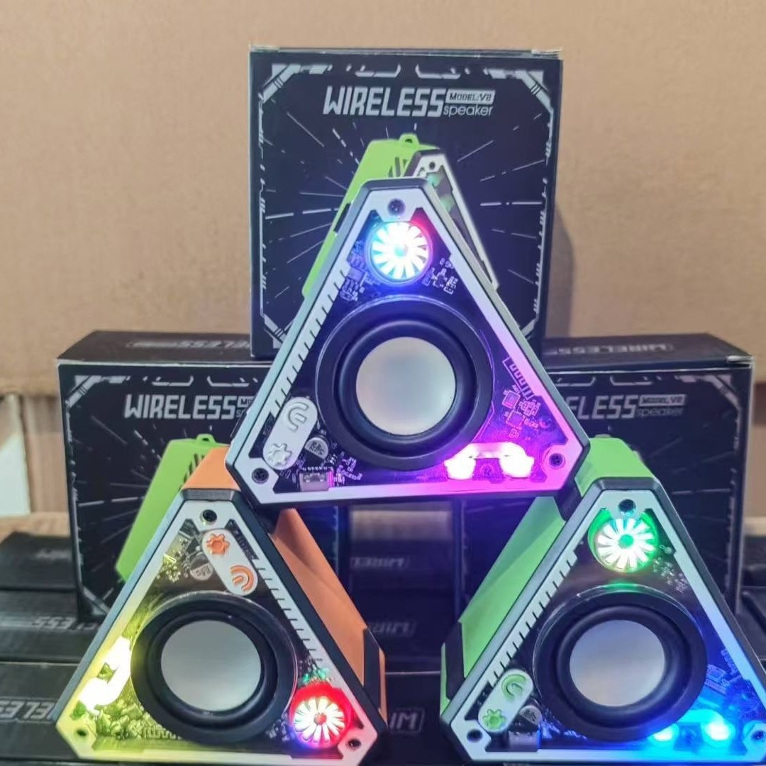 V2 Cool Mecha V2 Bluetooth Speaker Outdoor Wireless Bluetooth Audio Portable Subwoofer Hifi Surround Sound Effect