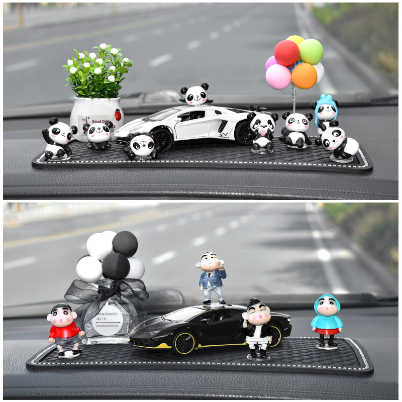남성과 여성 자동차 선물을위한 새로운 모델 럭셔리카 로고 센터 콘솔 실내 장식 자동차 아로마 테라피 팬더 장식품