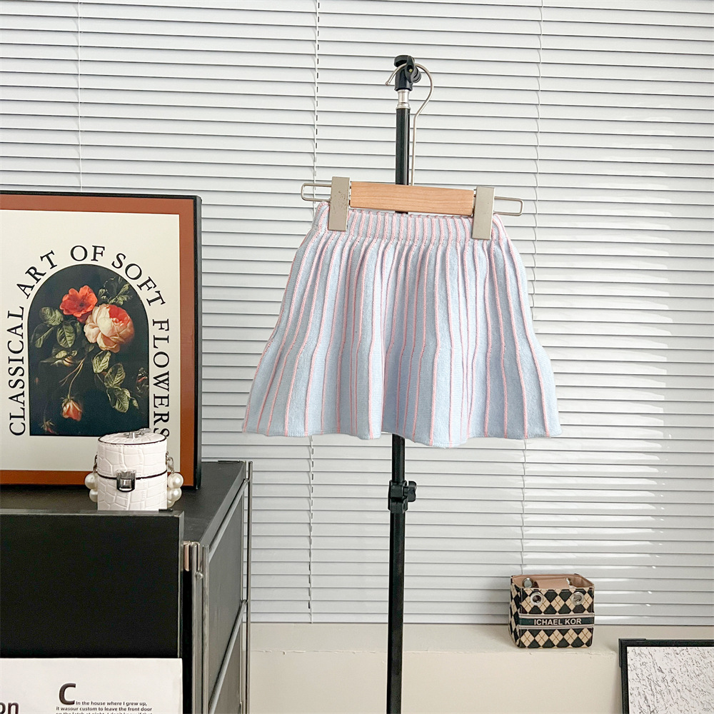 Stickad tröja och kjol set för flickor höst och vinter_voghion.com