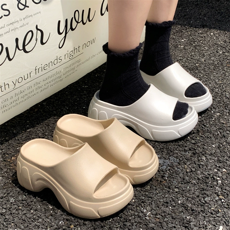 Женские тапочки на толстой подошве, увеличивающие рост на 7 см, летняя верхняя одежда. Нескользящие сандалии для ног интернет-знаменитостей, не вонючие, уличные пляжные сандалии для женщин.