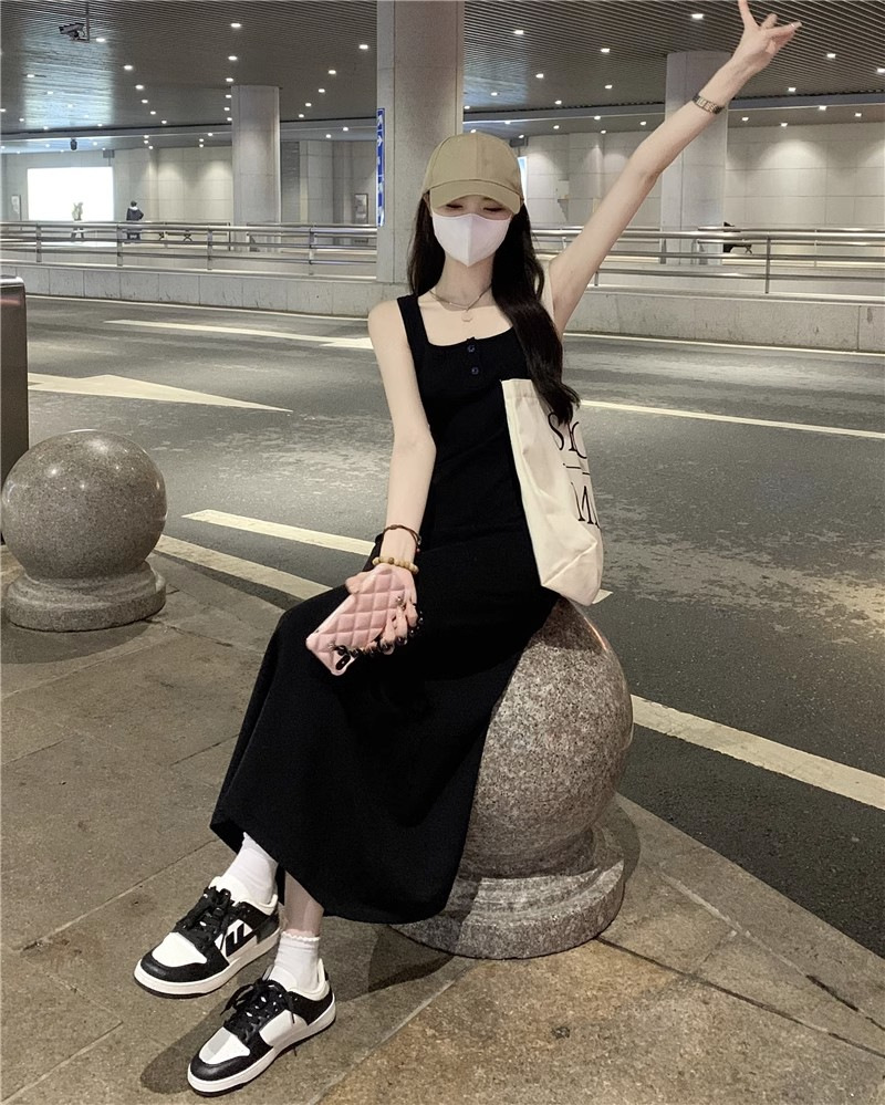 Black summer dress sleevless