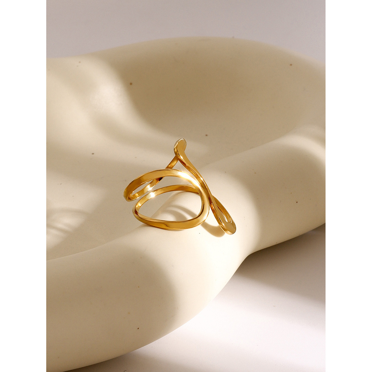 gold stainless steel smooth line shaped open ring niche unique line design titanium steel ring_voghion.com