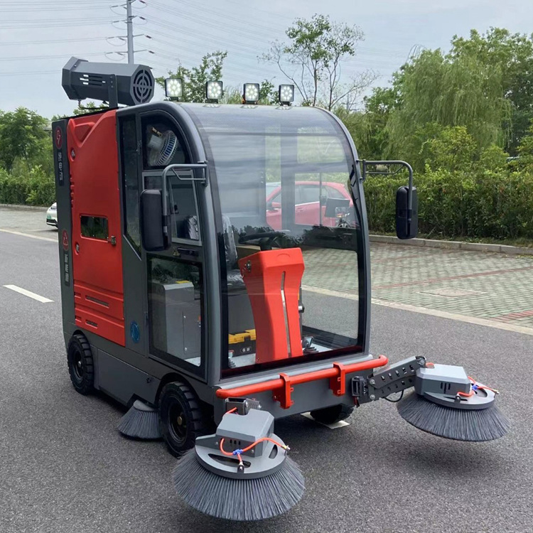 旅游景区用全封闭电动驾驶式扫地机KS16克莱森扫地吸尘喷洒清洁设