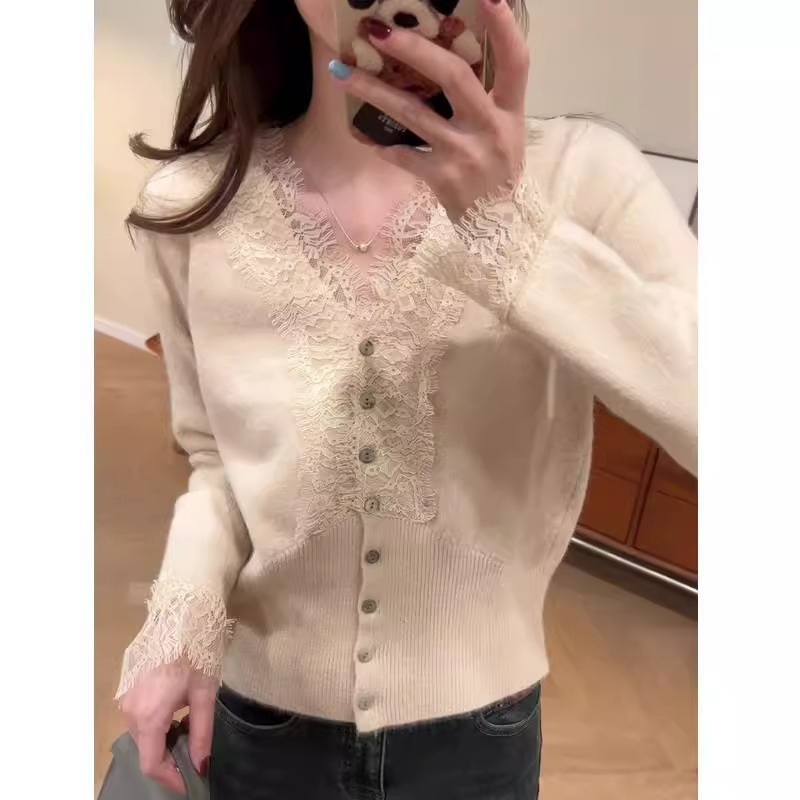 French V Neck Eyelash Lace Wool Knitted Bottoming Shirt for Women in Autumn and Winter with Fur and High-End Inner Wear with Beautiful Tops