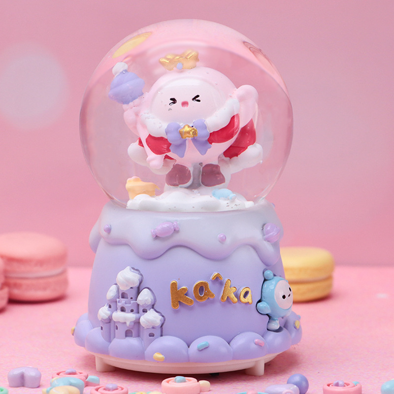 Anime japonés mismo estilo Crayon Shin-chan y Little White Crystal Ball Music Box Creative Piaoxue Music Box Regalo para estudiantes