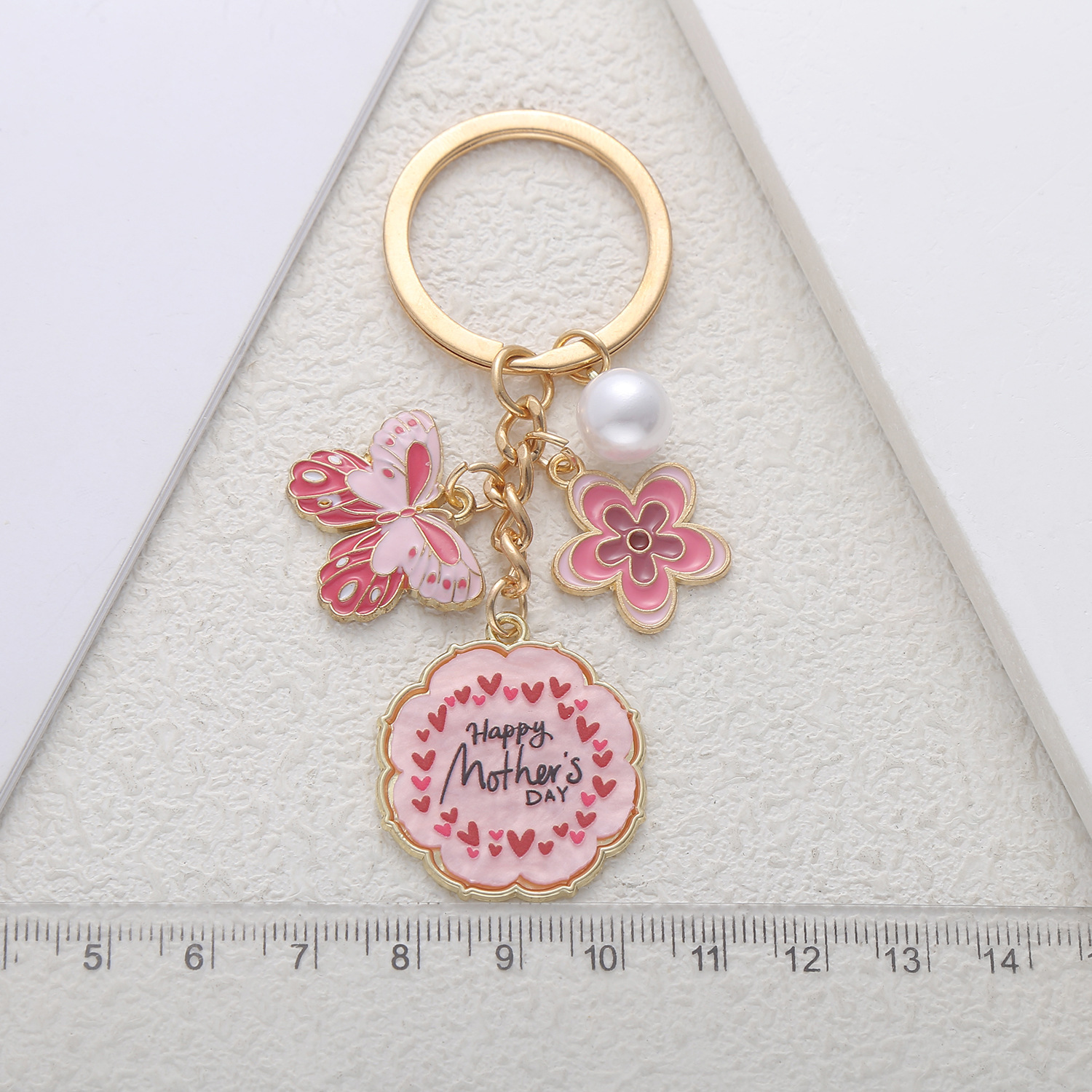 Flower, Butterfly Pattern Enamel Design Simple Style, Classic Style Style 1 Piece Simple Style Classic Style Flower Butterfly Alloy Enamel Mother'S Day Bag Pendant Keychain