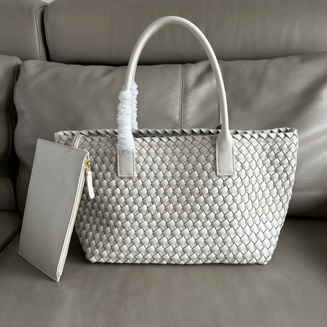 오프화이트 M사이즈(카드홀더 포함)
