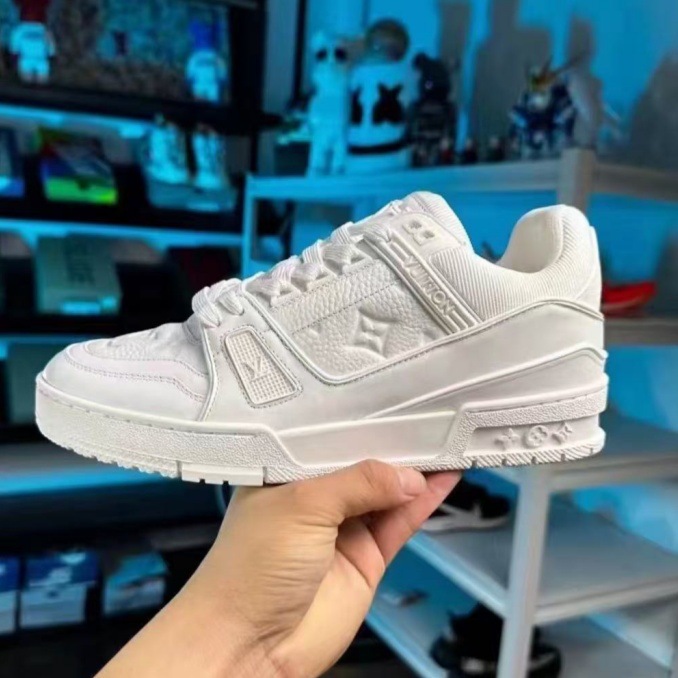 1 a generación - Accesorios impresos en blanco
