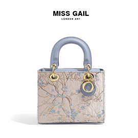 miss gail高级质感戴妃女包大容量手提包新款梅花刺绣单肩女包