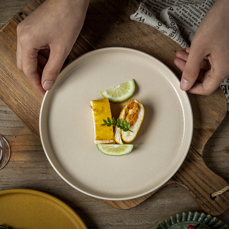 Iike High Value Plato de cerámica característica restaurante carne plato de pasta personalidad plato de comida occidental exportación transfronteriza