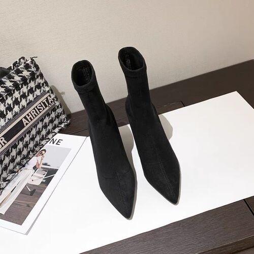 Thin black elastic socks boots, internet famous, slimming and thinning boots, mid-calf versatile high heels, pointed short boots for women, autumn and winter lined