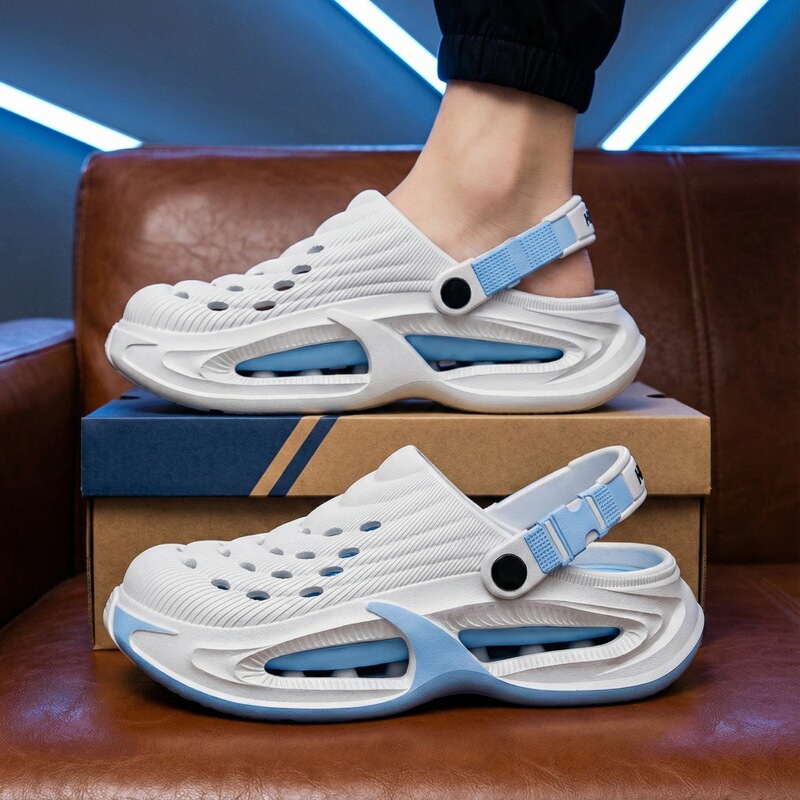 Men's Summer New Fashion Clogs, Stylish Closed-Toe Sandals, Eva Lightweight Soft-Soled Water-Resistant Beach Slippers