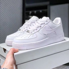 AF1 空军一号新款经典休闲运动纯白纯黑跑步鞋咔咔响男女四季板鞋