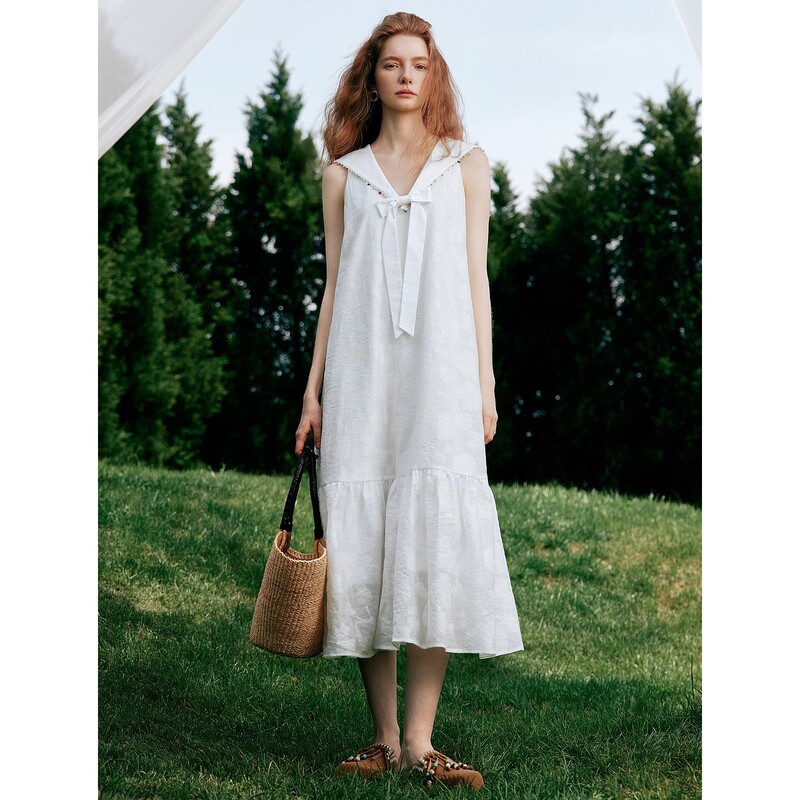 【Celebrity Style】Qiao Mi's Navy Collar Dress for Girls, 2026 Summer New Age-Reducing White Dress