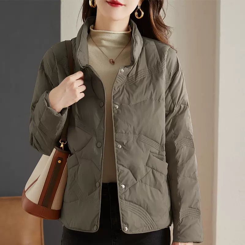 Winter Lightweight down Jacket for Women 2025 New Fashion Autumn and Winter Petite Short Warm Thick Coat Winter Lightweight down Jacket for Women 2025 New Fashion Autumn and Winter Petite Short Warm Thick Coat