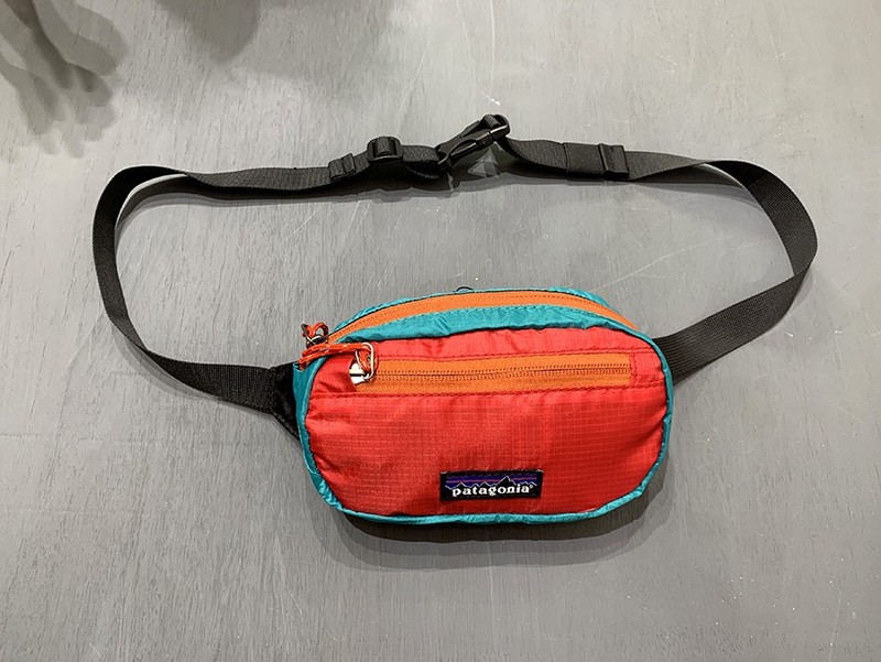 Bata アウトドア ナイロン スポーツ クロスボディ チェストバッグ 防水 ミニ フィットネス ランニング ウエストバッグ メンズ トレンディ ブランド|undefined