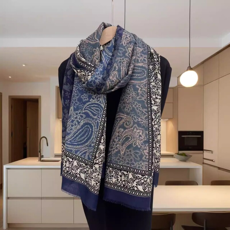 Korean Style New Bohemian Paisley Cotton and Linen Feel Scarf for Women, Soft and Versatile for Travel and Photography, Large Shawl Korean Style New Bohemian Paisley Cotton and Linen Feel Scarf for Women, Soft and Versatile for Travel and Photography, Large Shawl