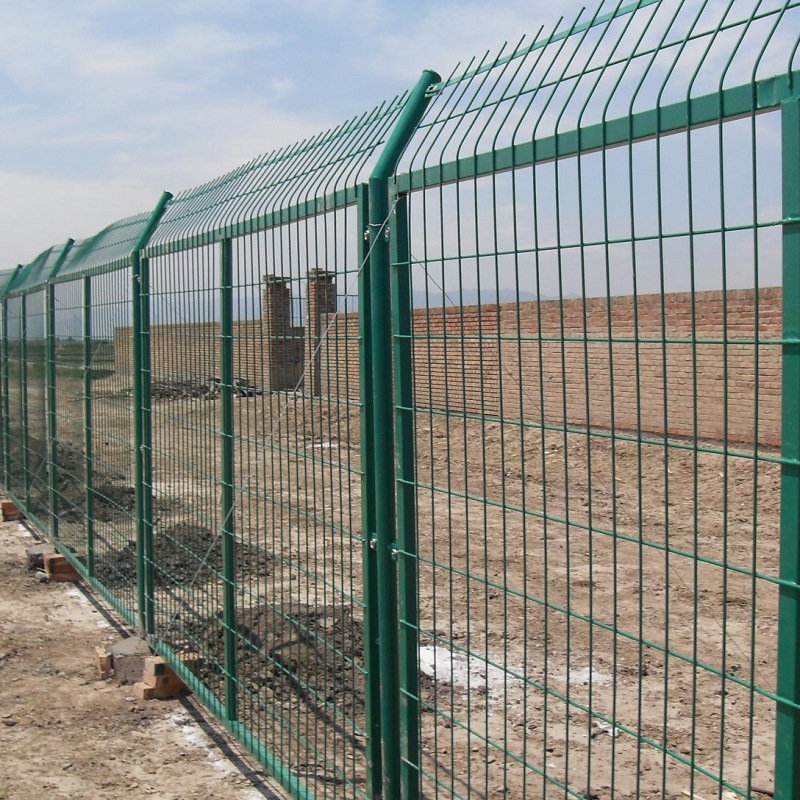 双边丝护栏网铁路防护栅栏养殖铁丝网围栏果园隔离围网高速防护网