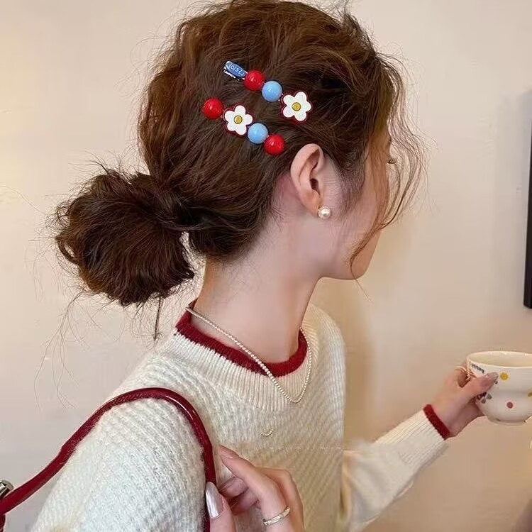 Korean Style 2026 New Red and Blue Color-Blocking Hair Clip with Small Flower Bow and Round Beads Side Clip Hair Accessory for Women