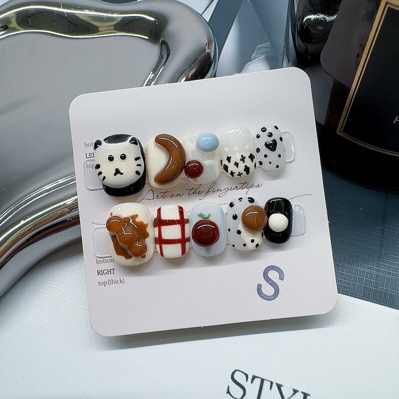 Cute Cat Series Handmade Wearable Manicure Patches, Removable, Ultra-Thin, Breathable, Fairy-Like, Versatile and Exquisite