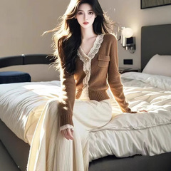 秋季穿搭高级感漂亮女装盐系轻熟风小众设计咖色针织上衣裤子套装