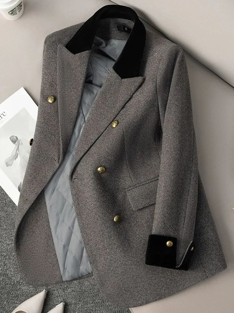 2025 New Autumn and Winter Gray Loose Suit Jacket with a Sense of Design, High-End Gray Women's Suit Jacket for Women