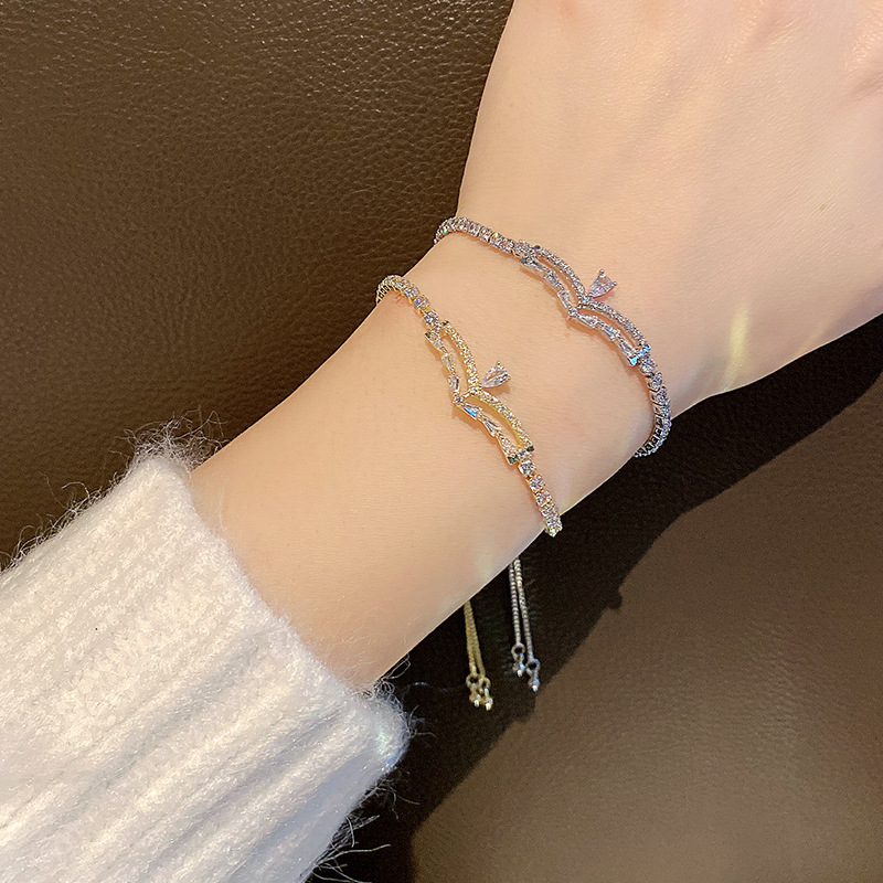 Exquisite super fairy small drop bracelet sparkling design sense gentle hand rope women