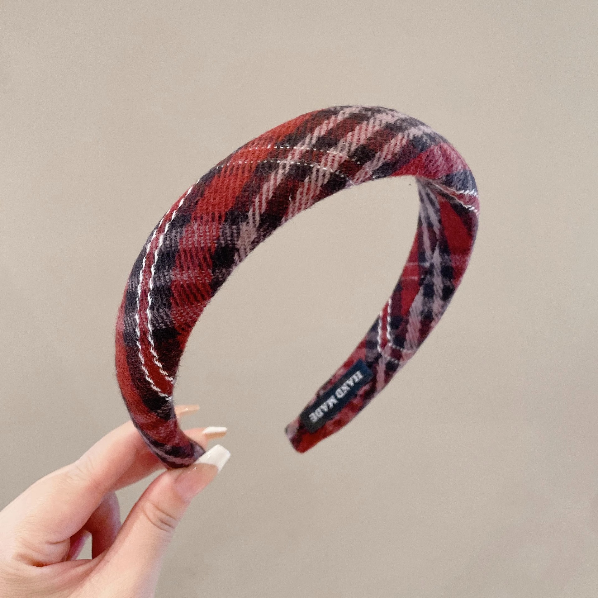 Diadema roja de Año Nuevo para mujer 2025, estilo nuevo de celebridad de internet, corona alta, para otoño e invierno, para lavarse la cara, con clip para el cabello, estilo con ligera fragancia, accesorio para el cabello.