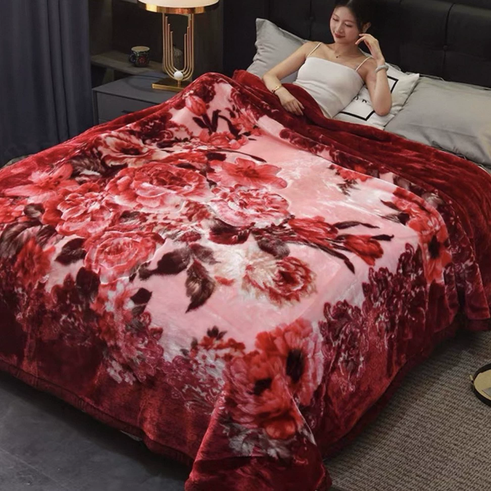 Зимнее одеяло утолщённое рашель, 150 x 200–200 x 230 см, декоративный крупный рисунок — подарок