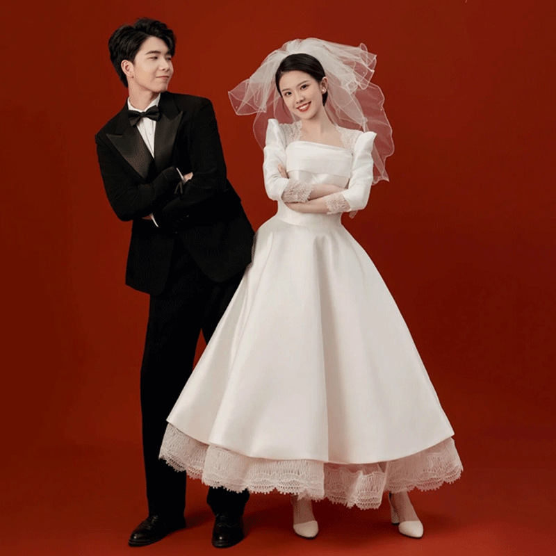 French-Style Light Wedding Dress for Brides, 2026 New Spring High-End Satin Long-Sleeve Wedding Gown, Engagement White Dress