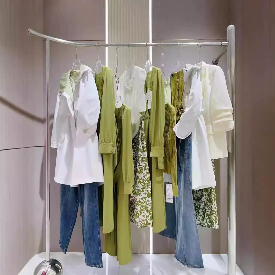 中高端品牌撤柜女装尾款清货衣服专柜清仓厂家货源实体直播拿货